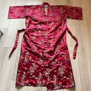 Hoho Hong Kong Embroidered Belt Kimono Robe Burgundy Floral Boho 80s Bride